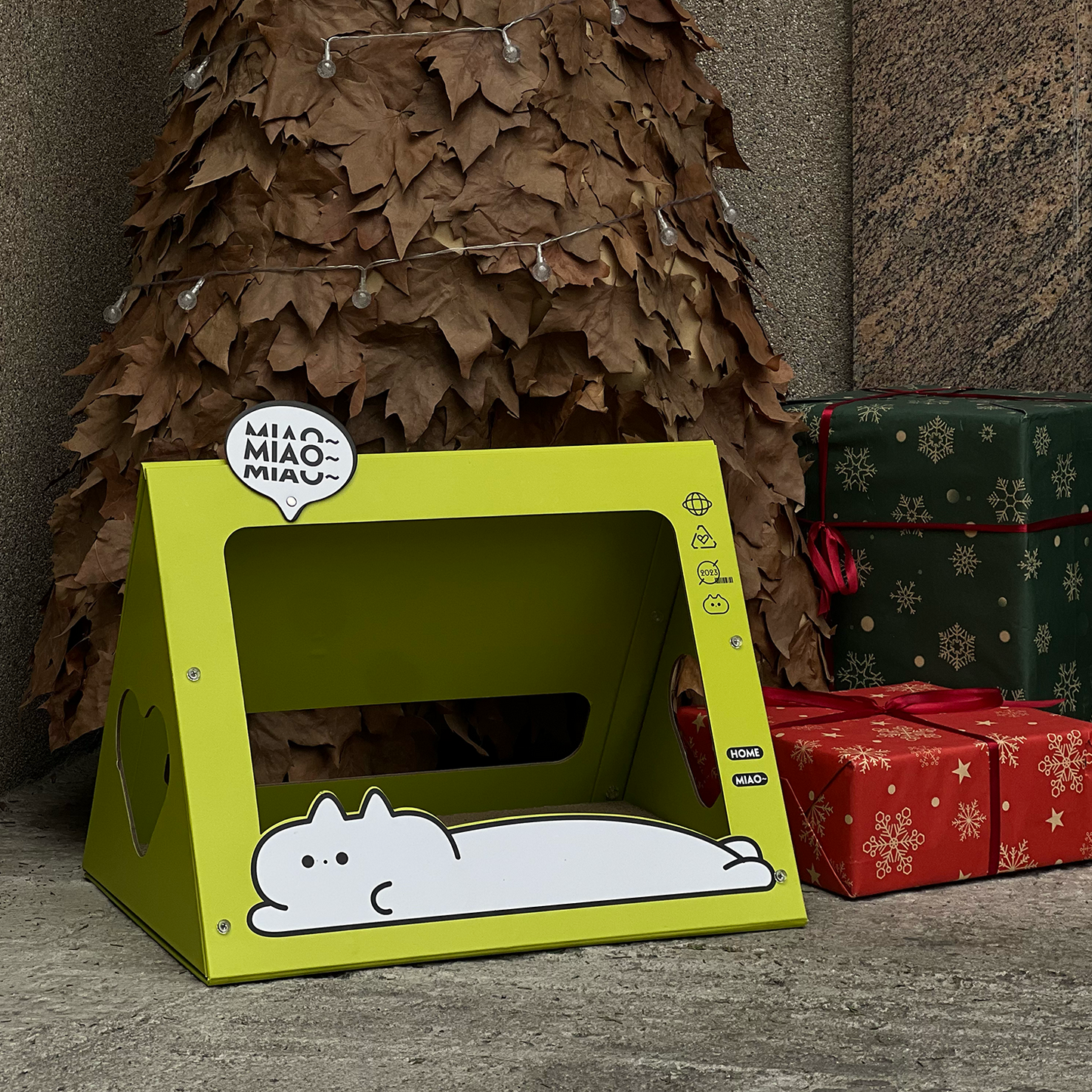 Cat Cardboard Scratcher - Triangle